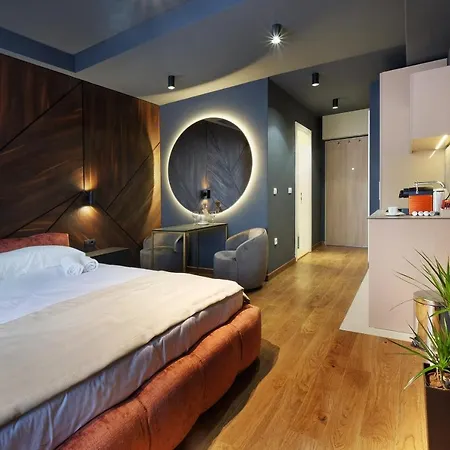 Waterfront - Arcadia *