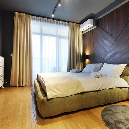 Waterfront - Arcadia